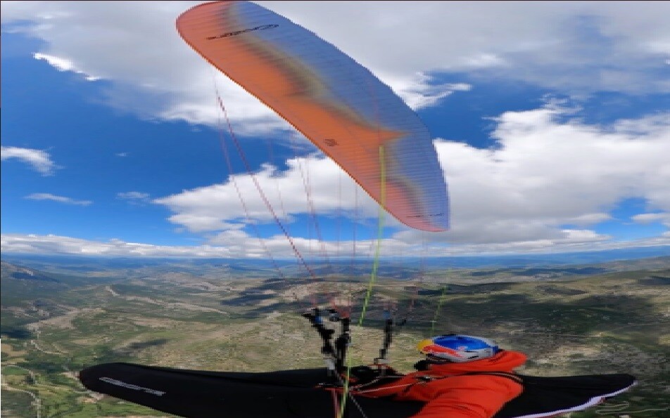 Ozone Delta 4 Paraglider